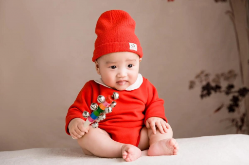 怒江3个月宝宝翻身